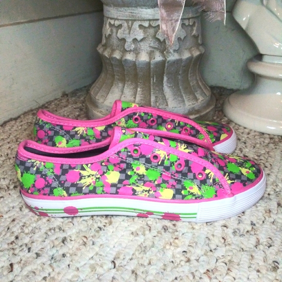 Keds Dahlia Gray Checkerboard Pink, Green, Yellow & Gray Paint Splatter Sneakers - Picture 12 of 12